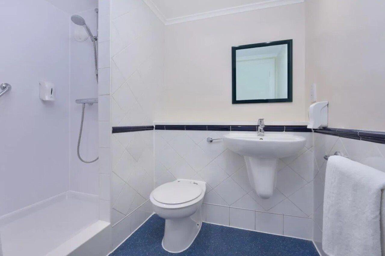 Travelodge Cardiff Airport Barry Kültér fotó