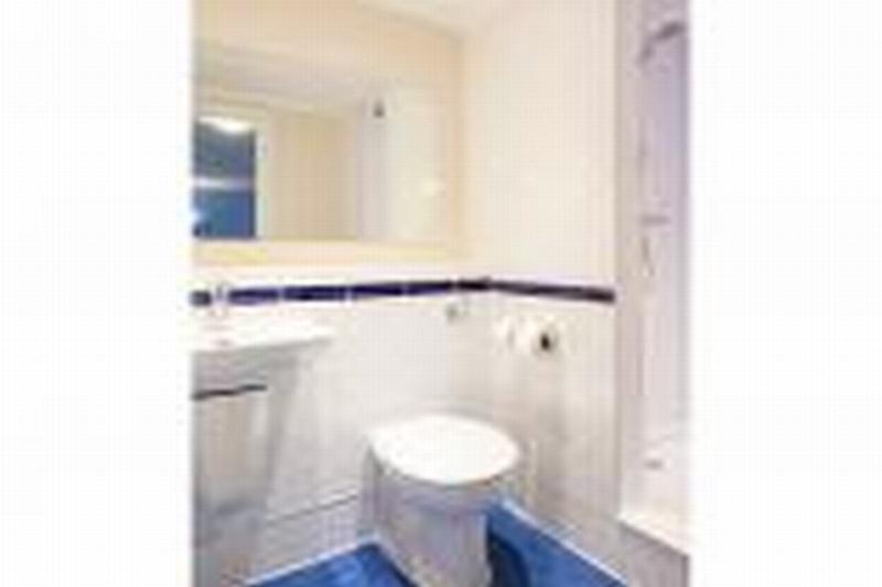 Travelodge Cardiff Airport Barry Kültér fotó